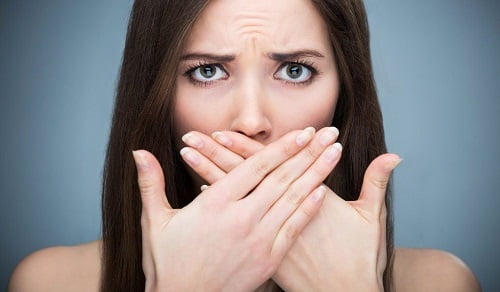 Mọc răng khôn gây hôi miệng là do đâu? 2 Mọc răng khôn gây hôi miệng là do đâu? 2
