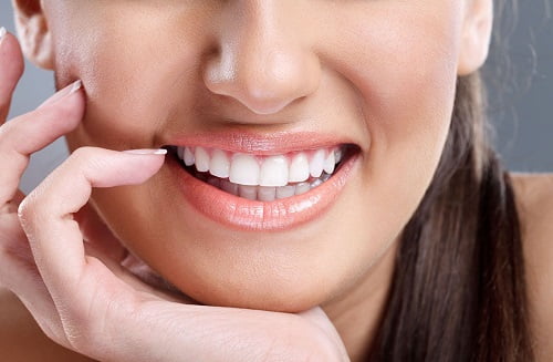 Răng sứ bị thưa - Cách khắc phục hiệu quả 3
