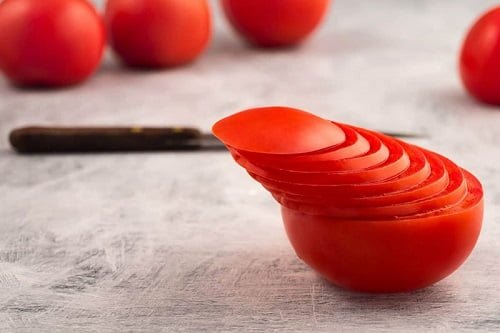 Cách làm trắng răng bằng cà chua - Áp dụng tại nhà 1